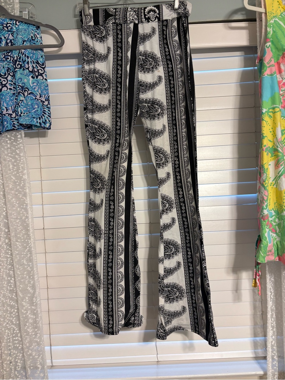 Black & White Paisley Wide-Leg Pants